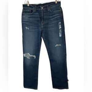 NWOT Lucky Brand men's distressed straight-leg jeans.